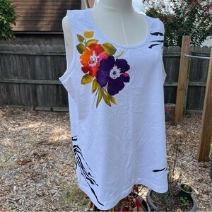 Chicos Zenergy White Flower / Zebra Print Tank